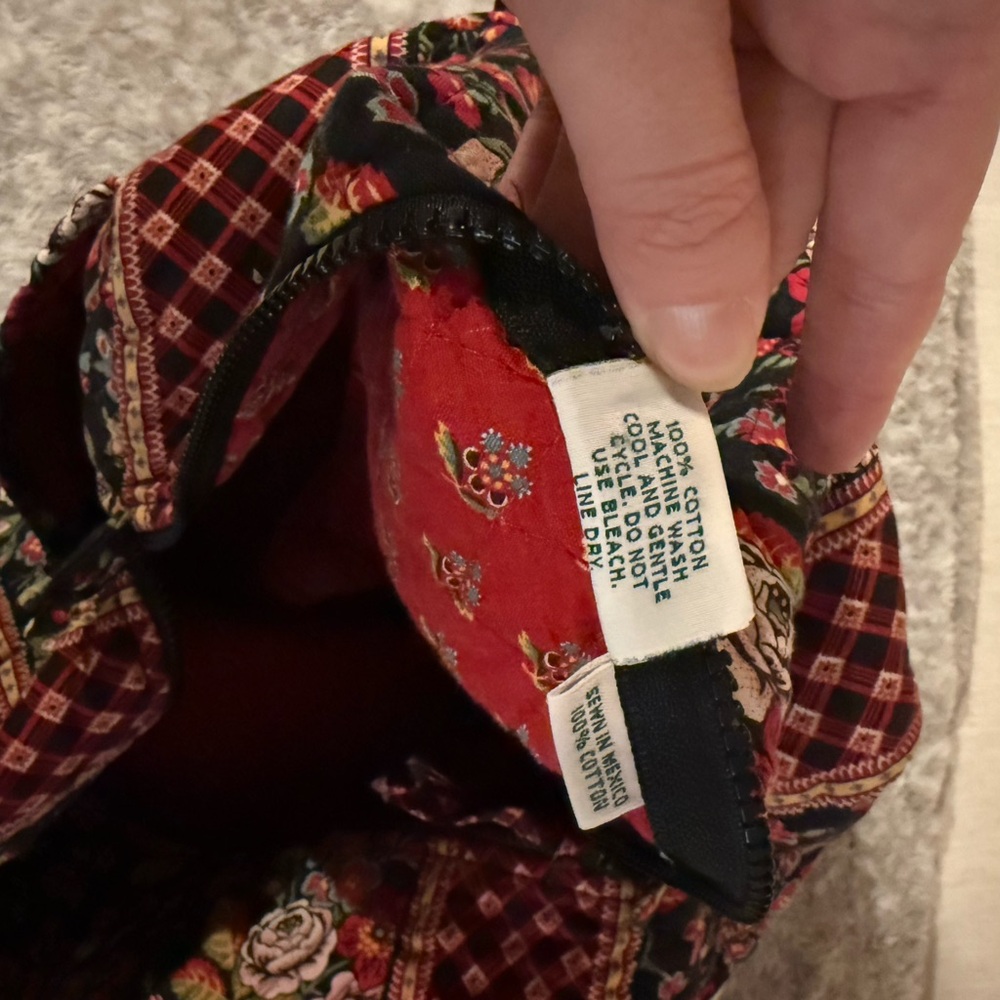 Vera Bradley Duffel Travel Bag - Picture 4 of 9
